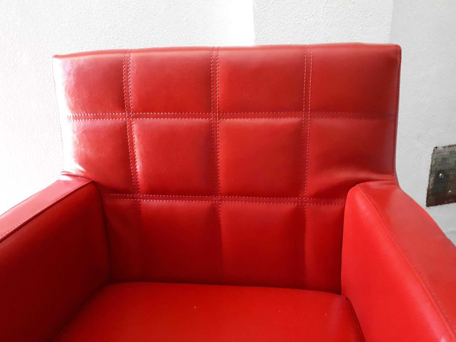 Maple/cadeirão com braços, pele