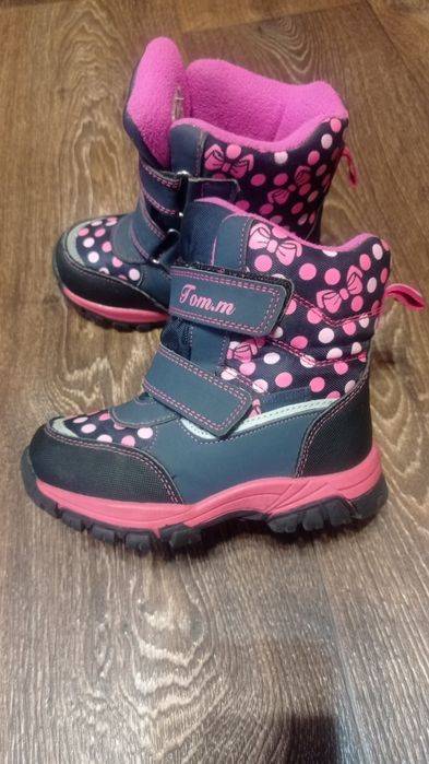 Зимові термоботинки, сапожки, угги, ботинки