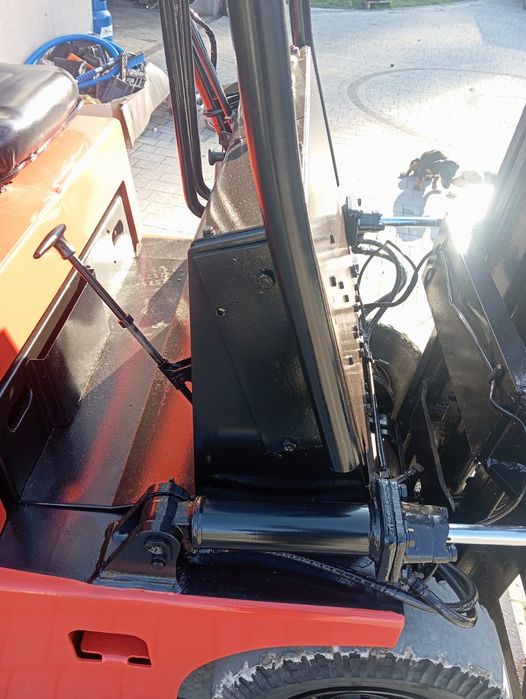 Wózek widłowy Komatsu 1.5 t.   Transport pod dom nie LINDE TOYOTA