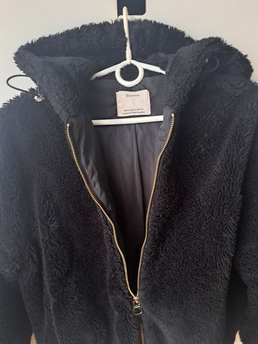 Kożuszek Bershka rozm. XS