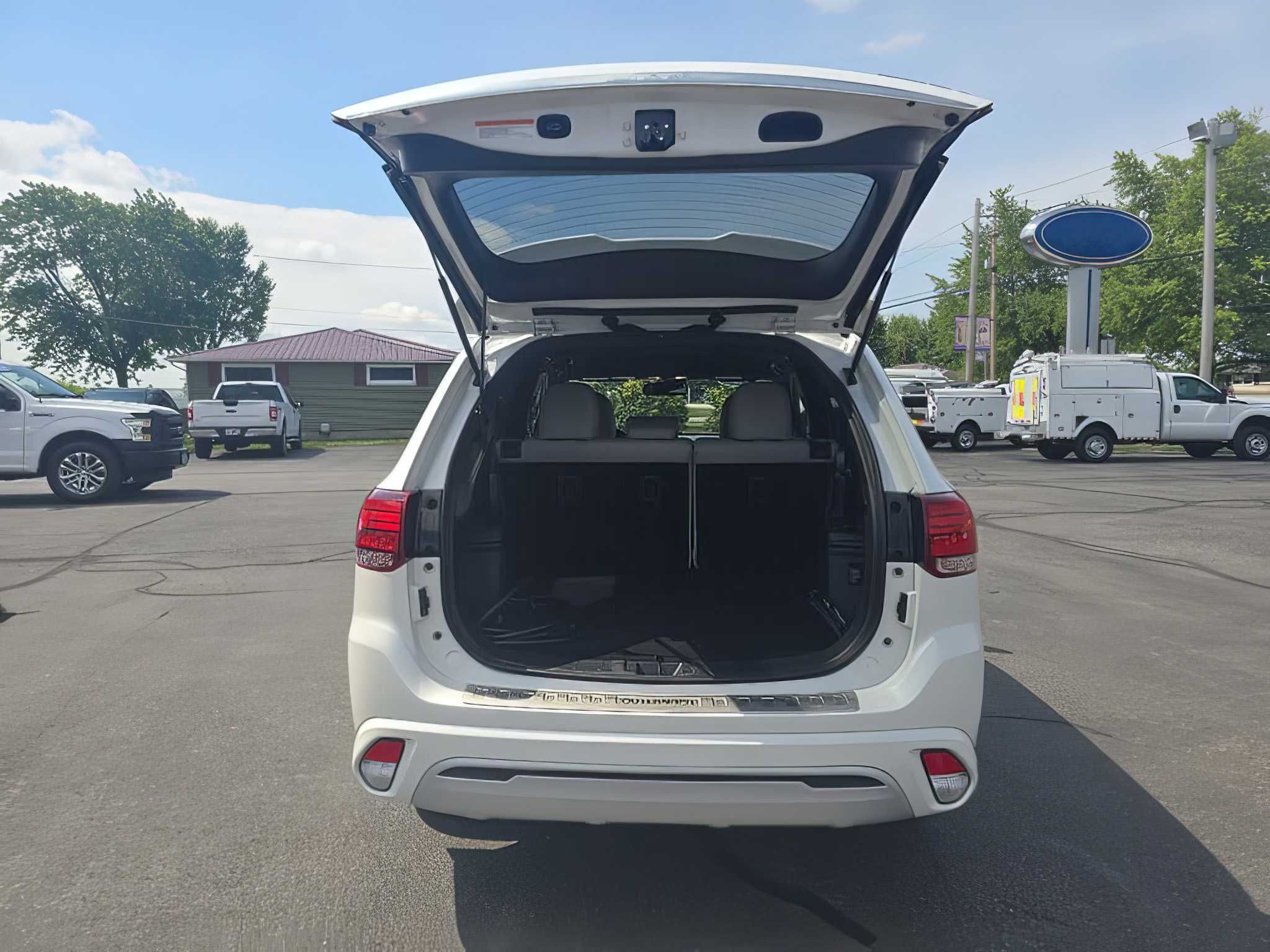2019 Mitsubishi Outlander Hybrid