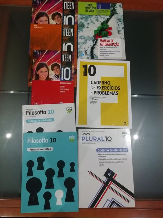 Caderno de atividades 10°ano