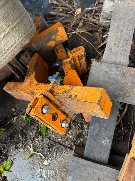 Rama blacharska do prostowania karoserii