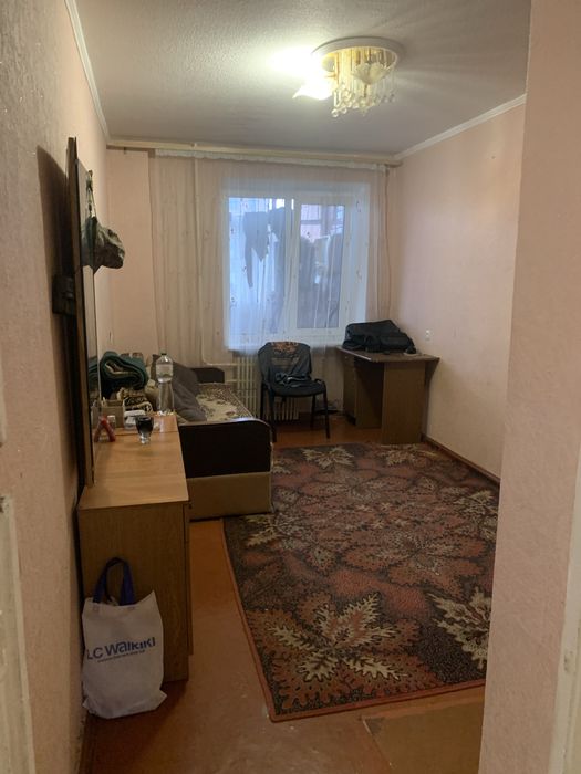 Продам 2 ну квартиру по Пр. Мира( зуп. Костел)
