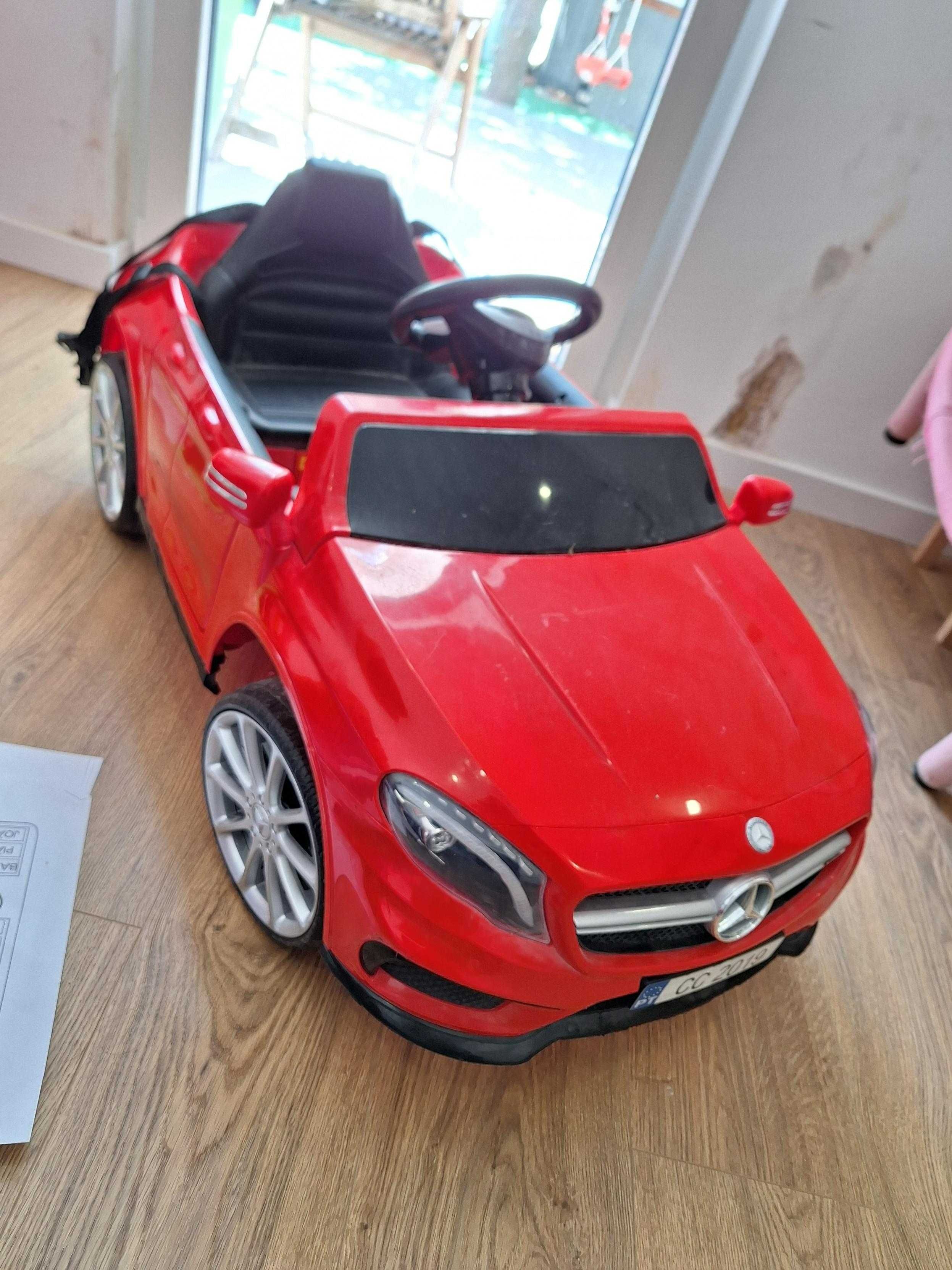 Carro eléctrico para crianças Mercedes GLA