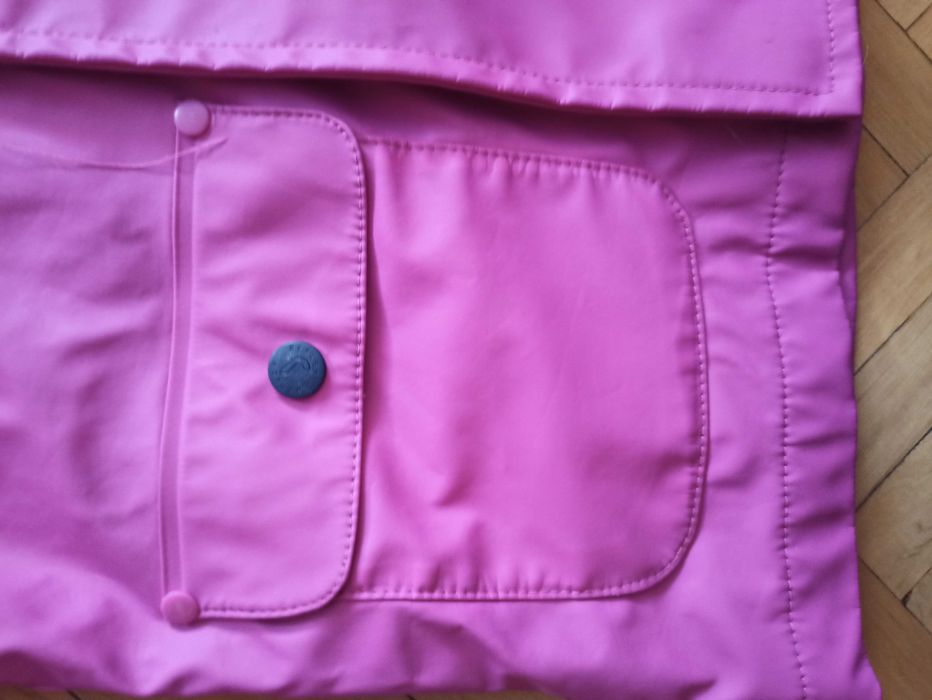 Kurteczka przeciwdeszczowa dziewczęca