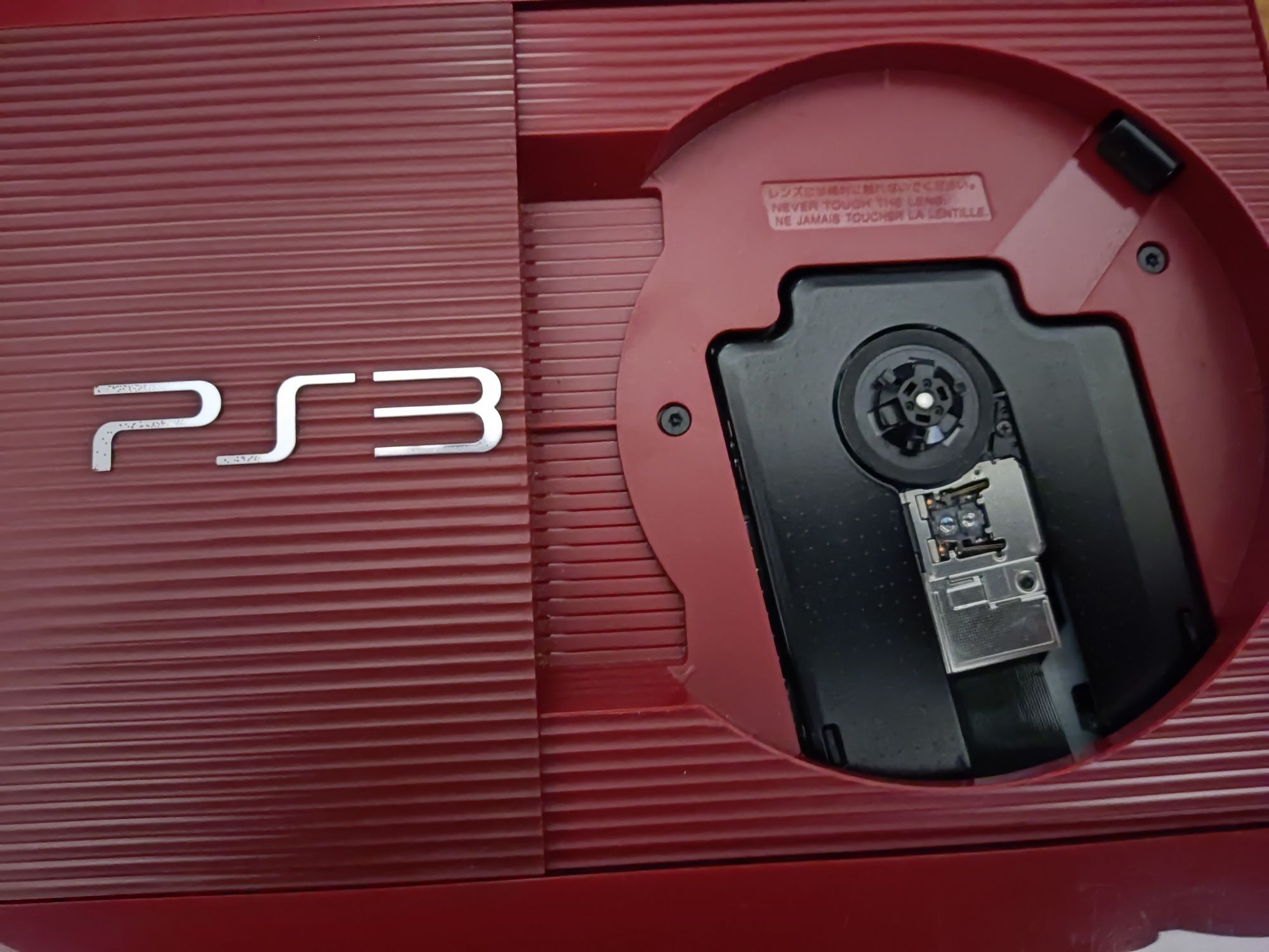 PS3 Slim vermelho 500GB