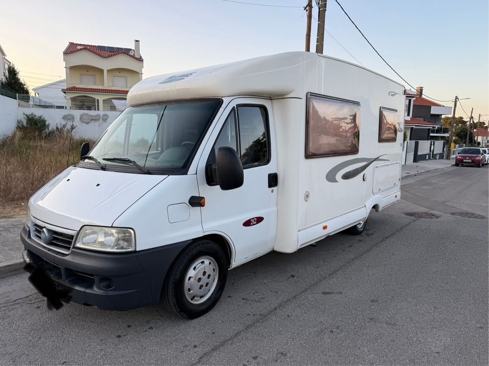 Autocaravana Fiat Ducato McLouis 2.8 JTD 2004 Impecavel..ACEITO RETOMA