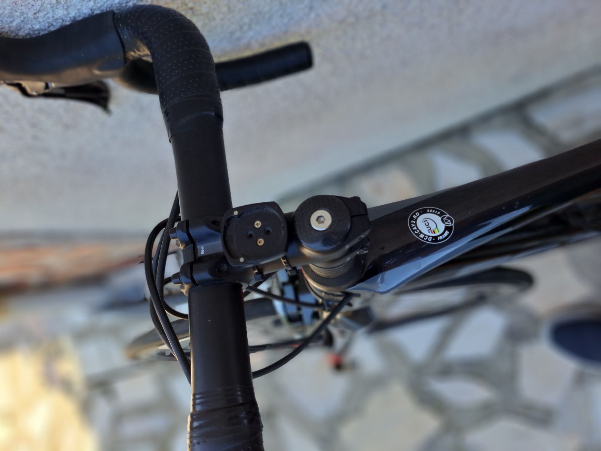 Bicicleta de Estrada Focus Cayo Carbon Shimano Ultegra Tamanho M