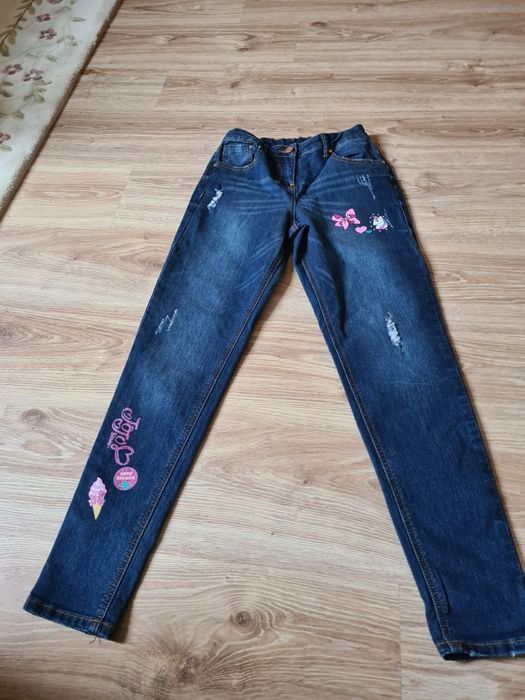 Spodnie jeans dziewczęce