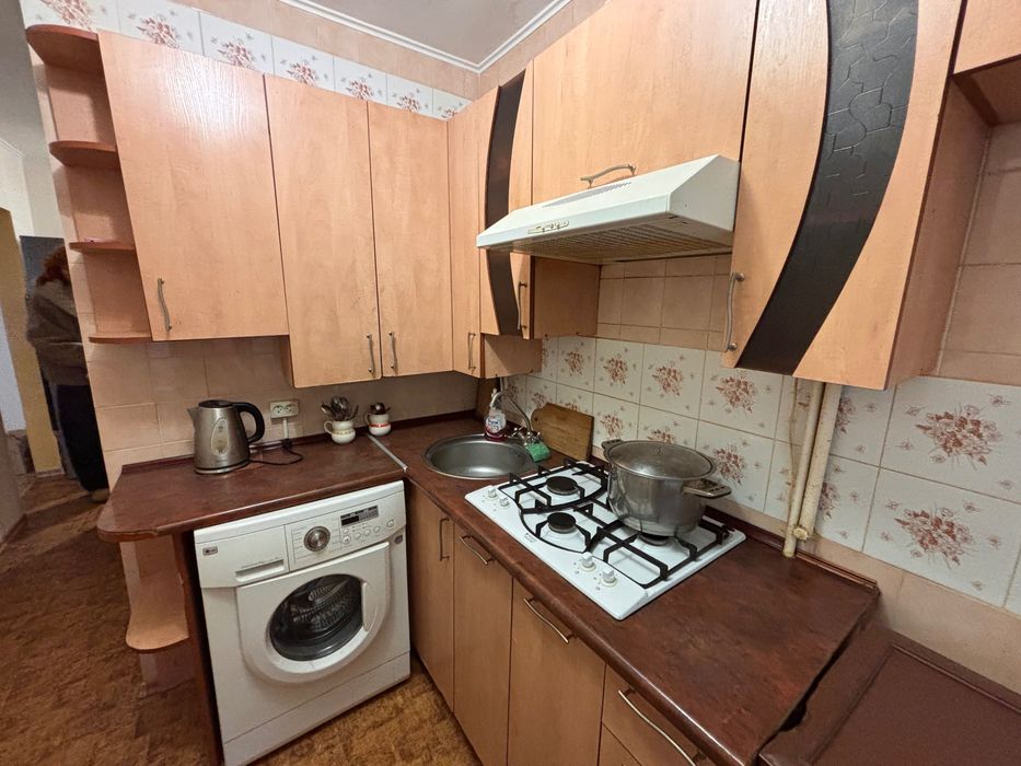 Продам 2-х кімнатну квартиру в м. Нікополь