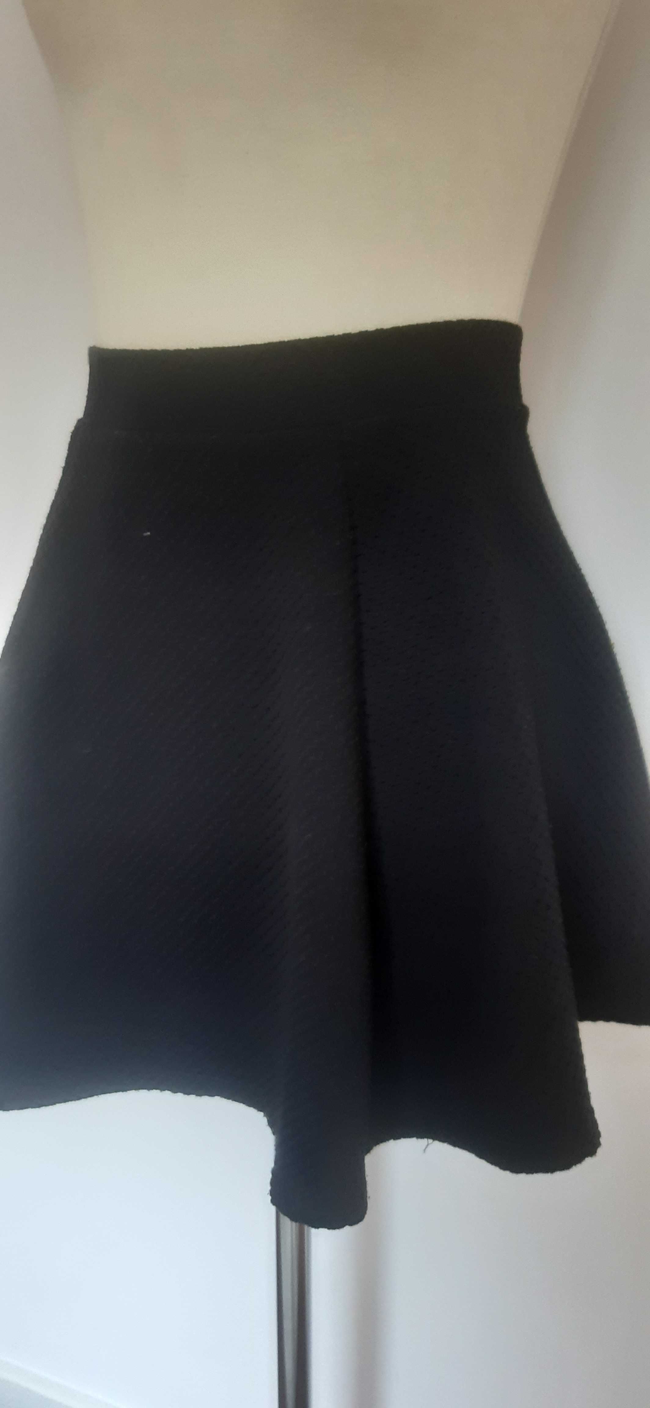 H&M xs spódnica czarna rozkloszowana