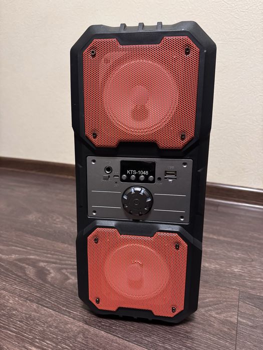 Портативна бездротова колонка Bluetooth USB FM 2х5 Вт KTS 1048