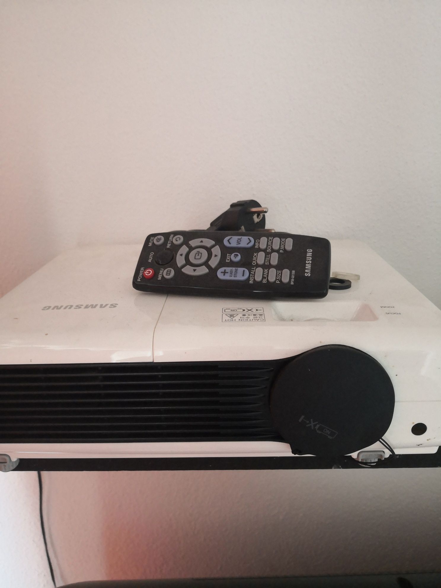 Retro projector samsung