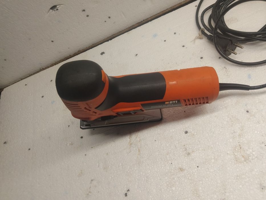 Wyrzynarka BTI ST160-E