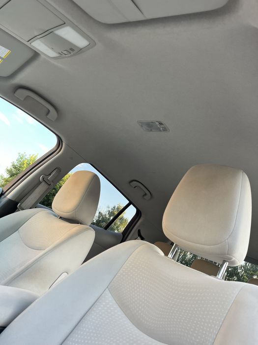 Nissan Leaf Ніссан ліф