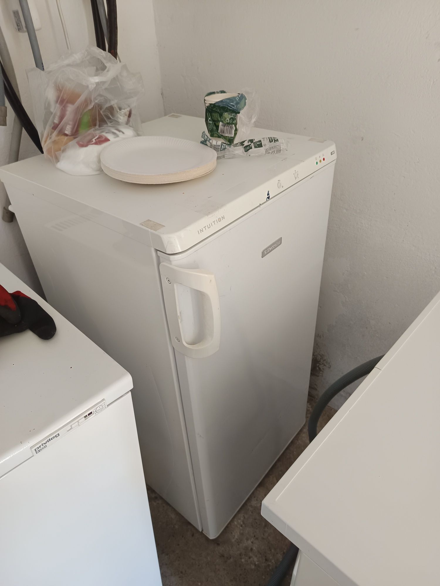 Zamrażarka szufladowa sprawa