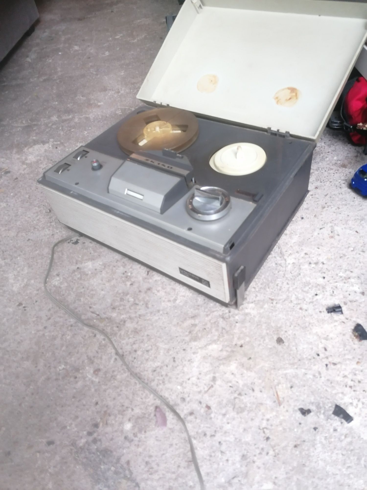 Magnetofonowe Unitra szpulowy zk140t