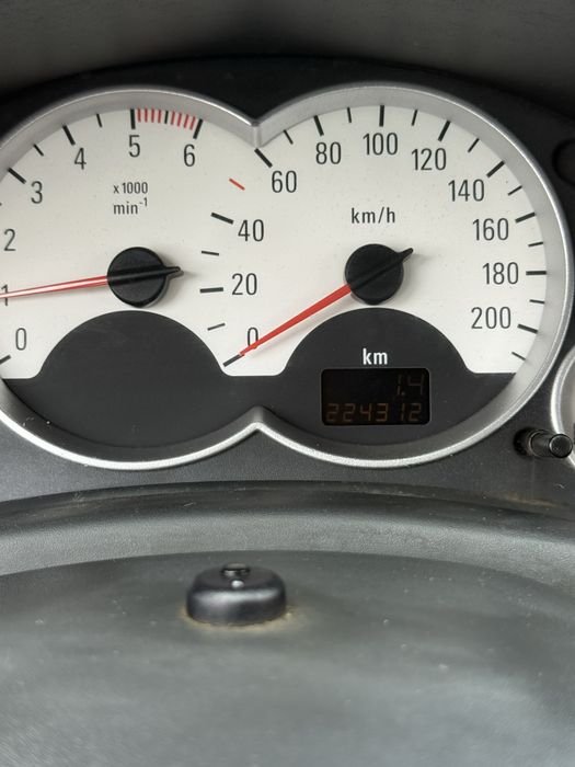 Opel Corsa C 1.7Cdti izuzu