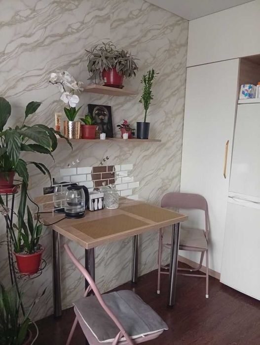 Продаж чудової кімнати в гуртожитку Виставка мін переоф