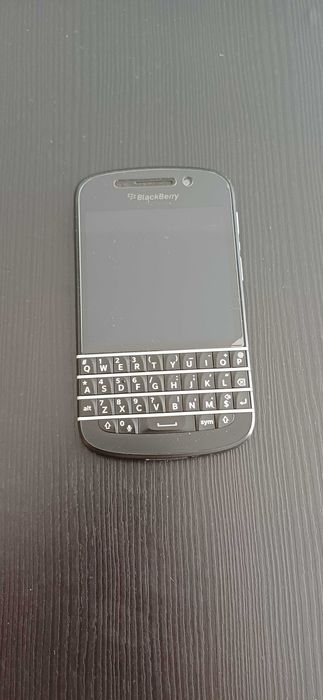 Blackberry Q10 w bardzo dobrym stanie