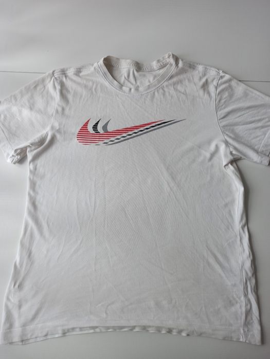 Біла футболка Найк,Nike. Унісекс.