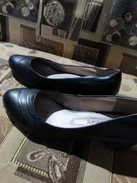 Туфли женские, нарядные, новые, очень удобные , высота каблука - 4 сан