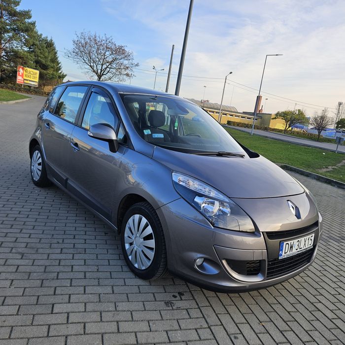 Renault Scenic 1.5 dci 110 KM, Niski przebieg, Nawigacja