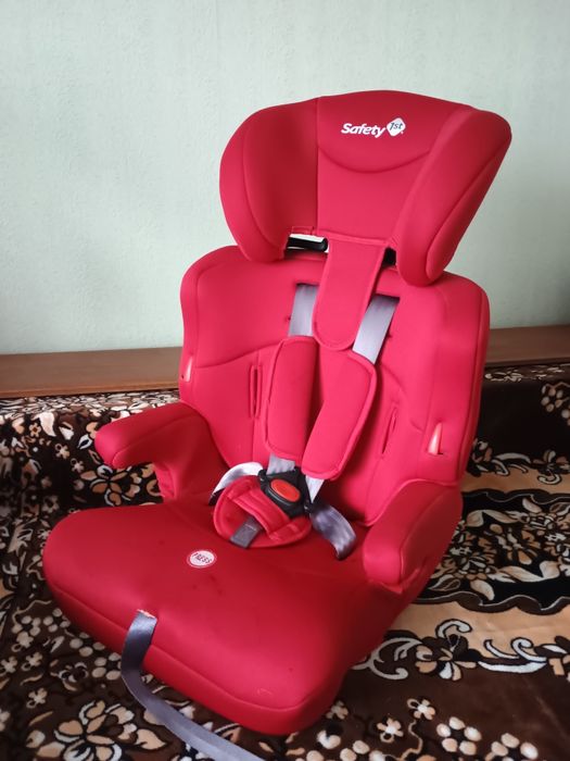 Дитяче автокрісла Safety 1st 9-36 кг