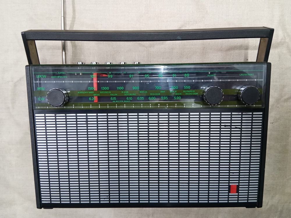 Stare radio na baterie Stern Dynamic II