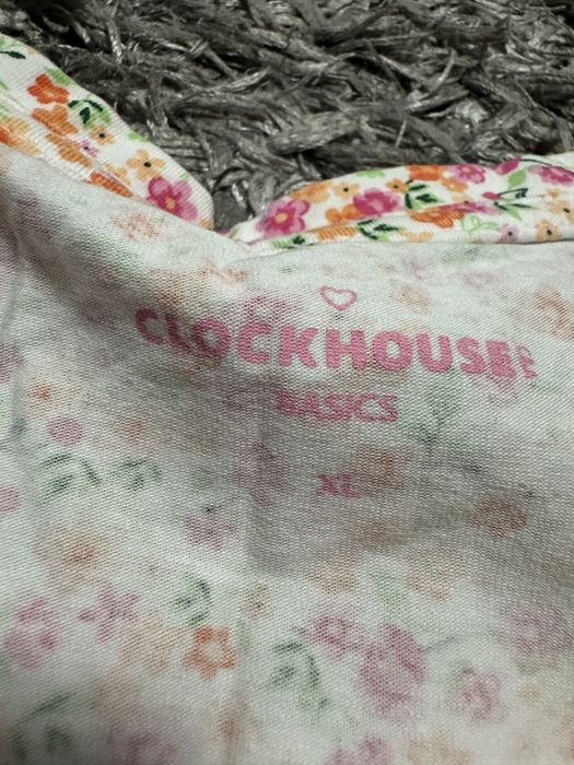 Koszulka damska C&A motyw kwiatowy