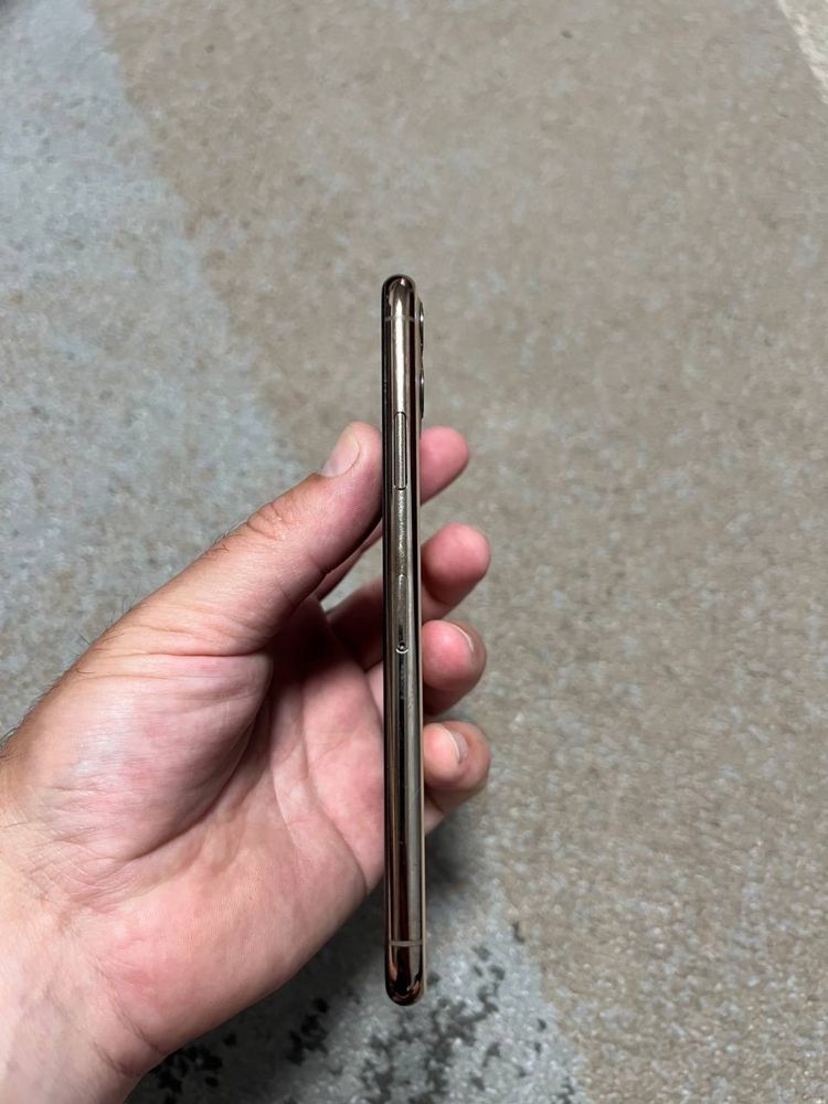 Apple Iphone 11 pro max 256 gold с комплектом neverlock