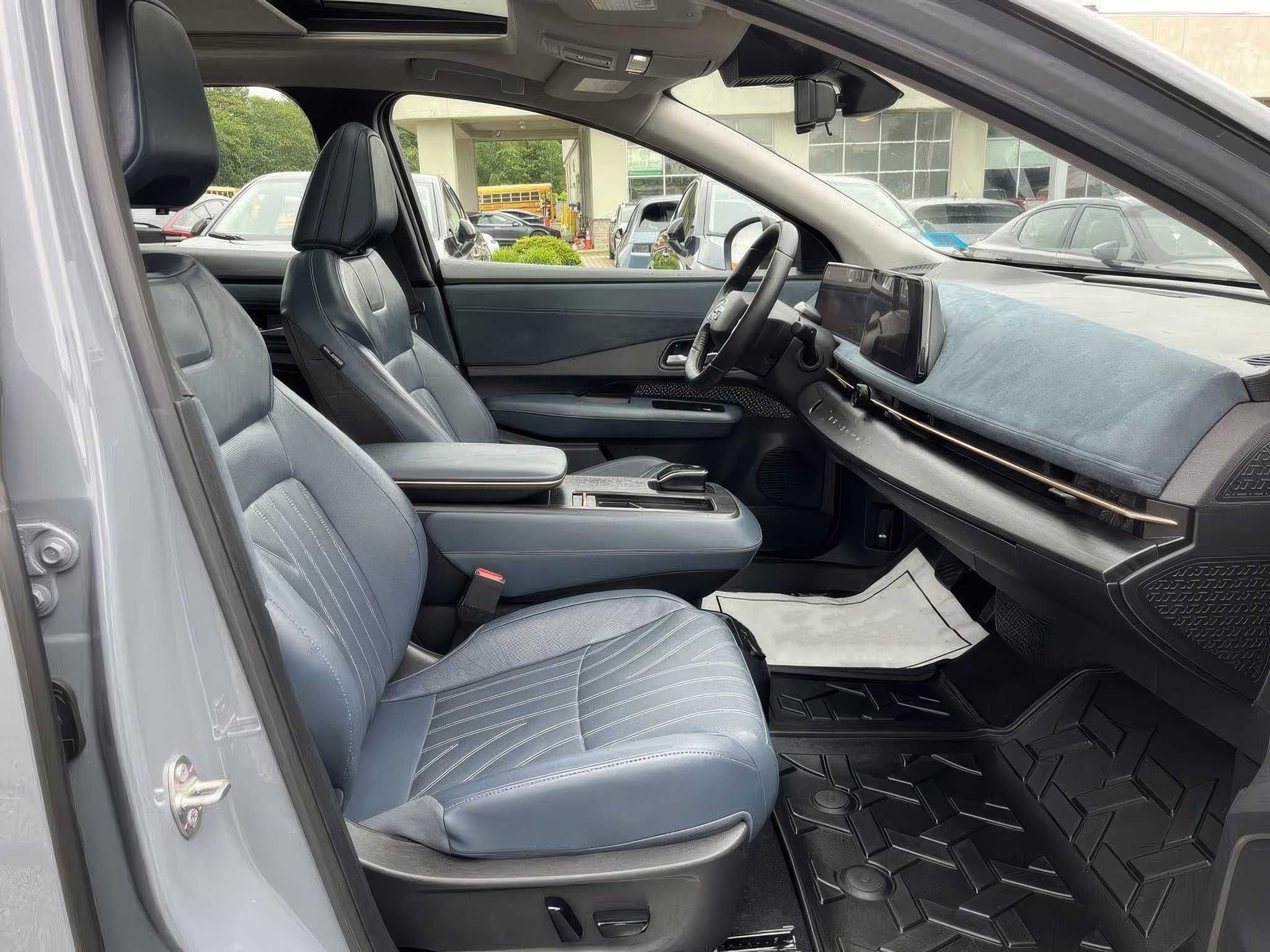 2023 Nissan Ariya Platinum+ e-4ORCE