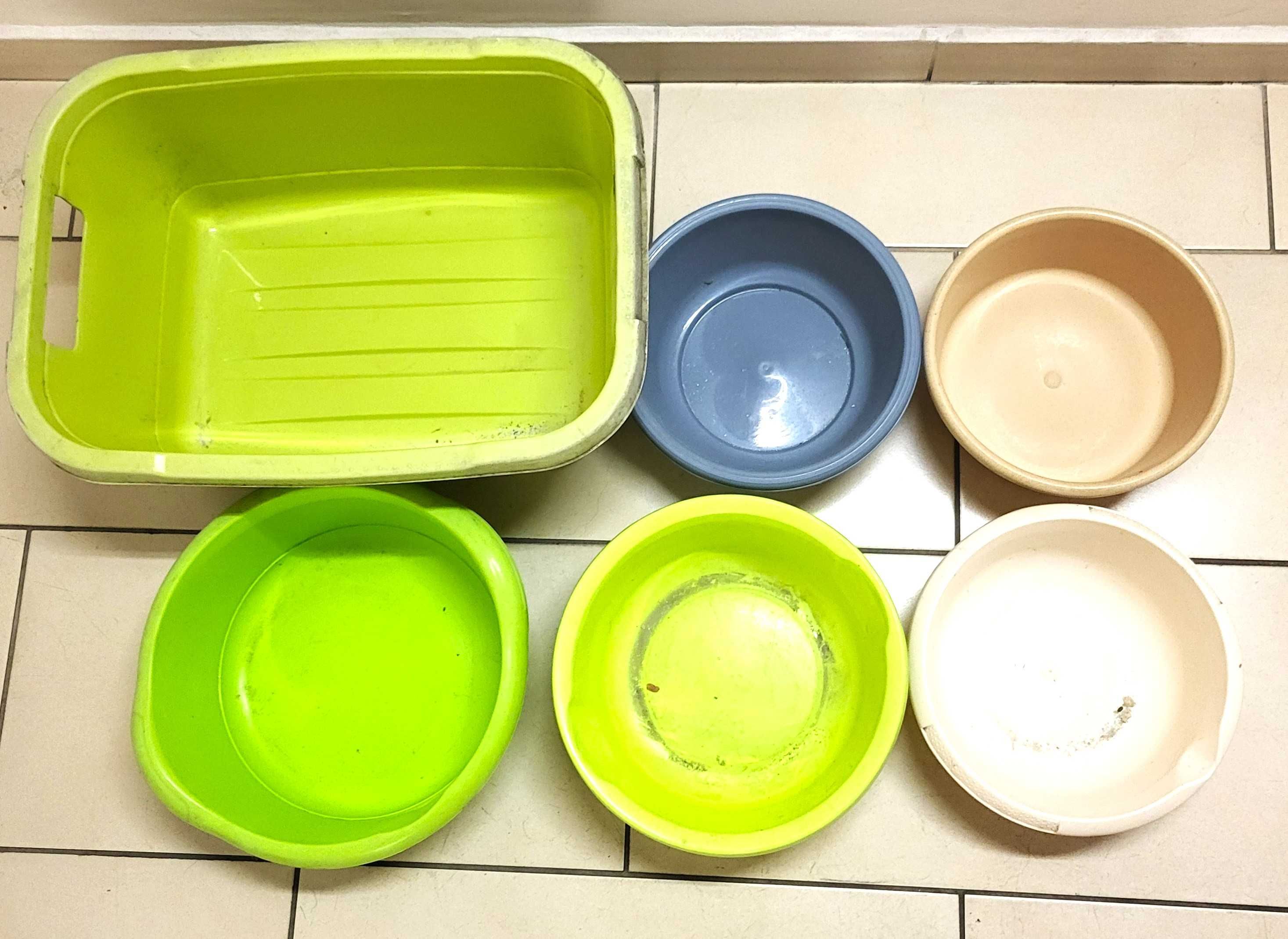 CURVER miska okrągła plastikowa różne sztuki
