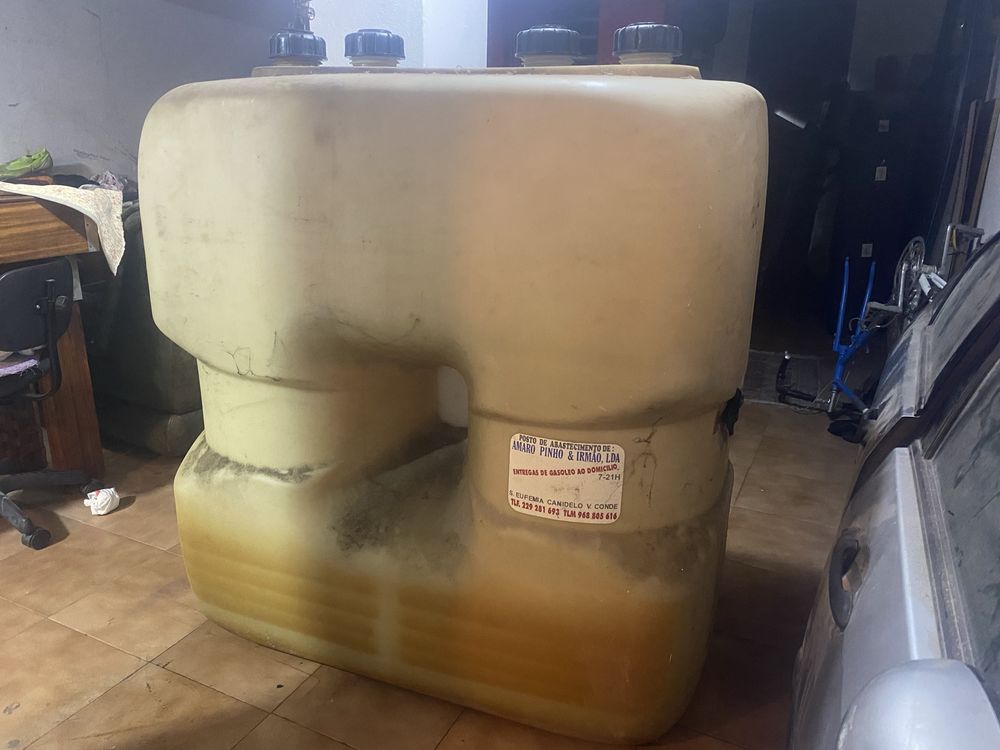 Depósito de gasóleo 700 Litros