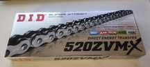 Łańcuch napędowy DID 520 ZVMX 112 ogniw zakuwka srebrny Yamaha KTM
