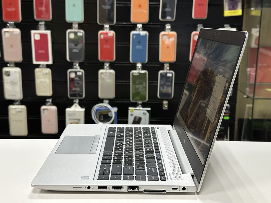 Hp Elitebook 745 G6 14” Full hd ips Ryzen 3 Vega 6 16 256