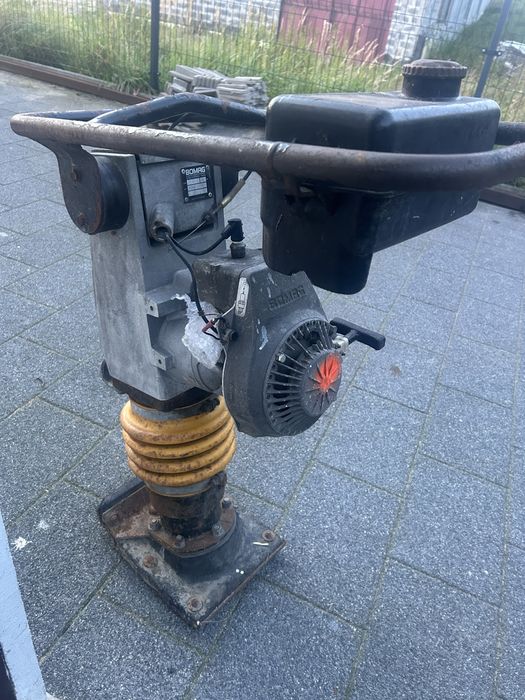 Skoczek zageszczarka Bomag
