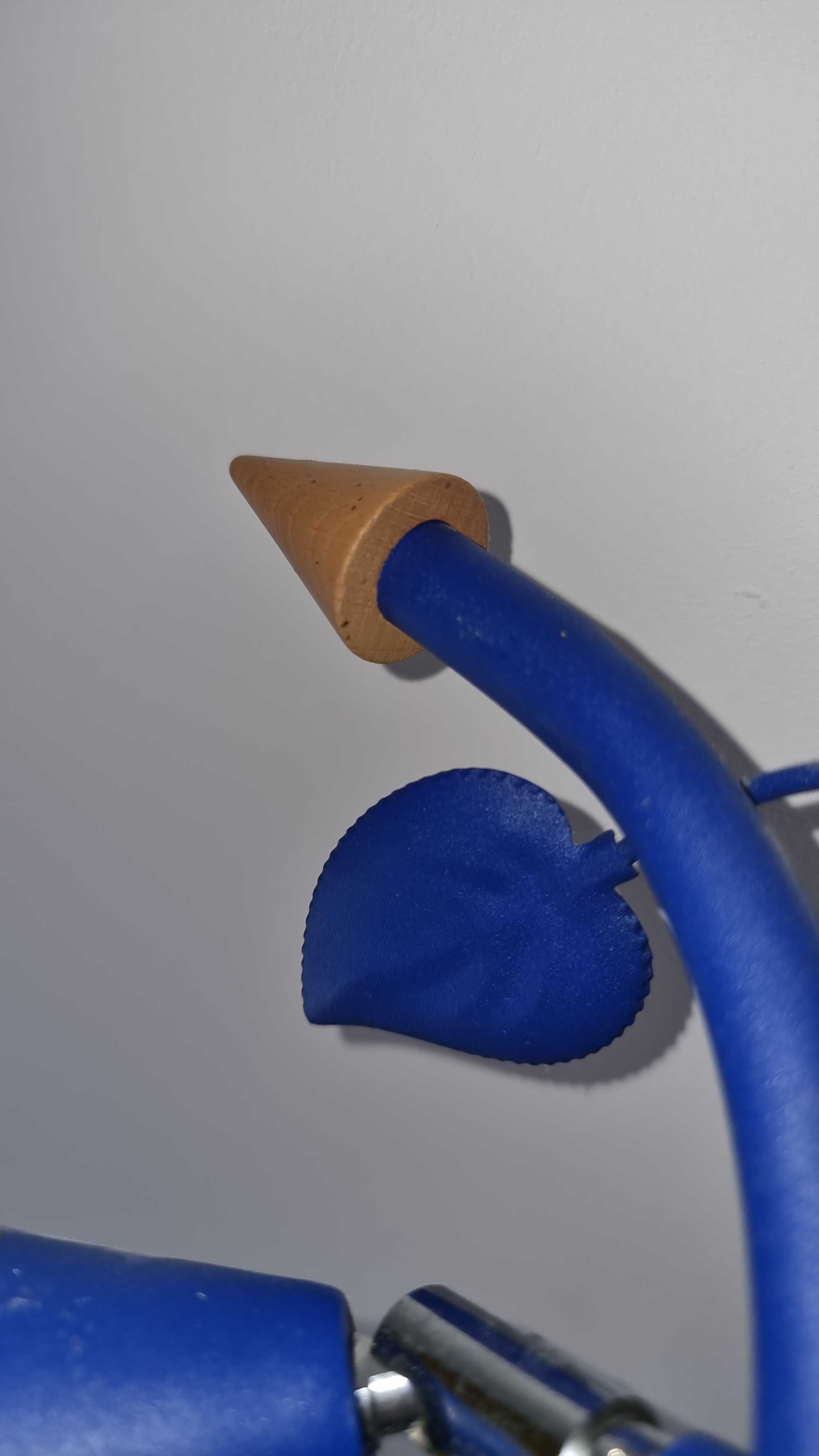 Lampa wisząca sprawna ciekawy wzór