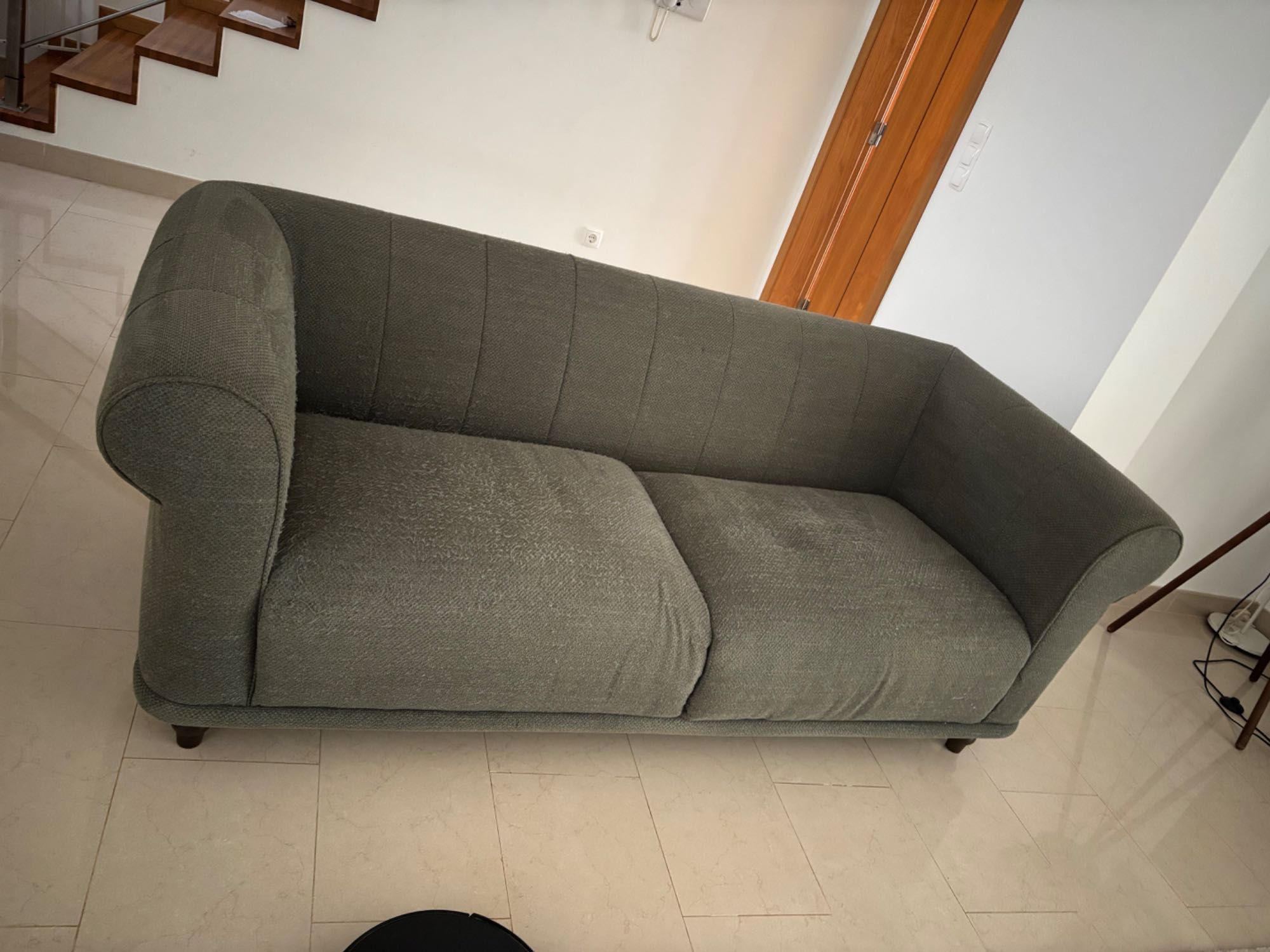 Sofa 2 lugares verde seco