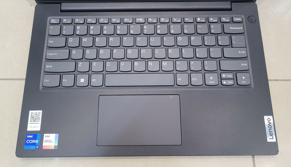 Ноутбук Lenovo V14 G3 IAP 14" IPS Intel Core i7-1255U 16/512 2023 рік