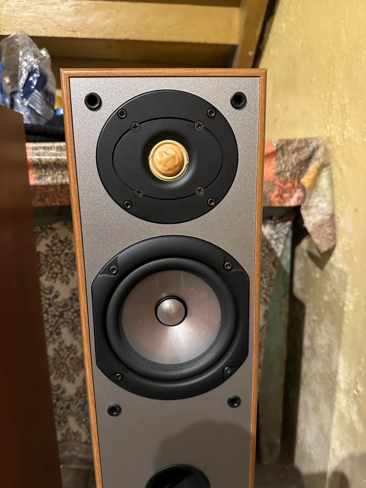 Yamaha NS-120 6 Ohm 120 watt