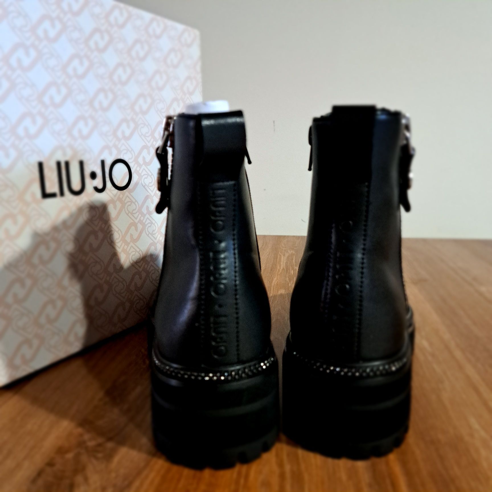 Nowe botki LIU JO