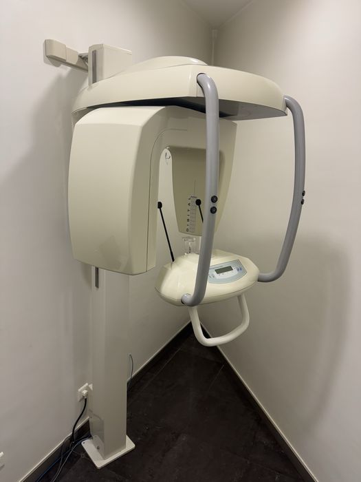 Ortopantomógrafo Kodak Carestream 8000