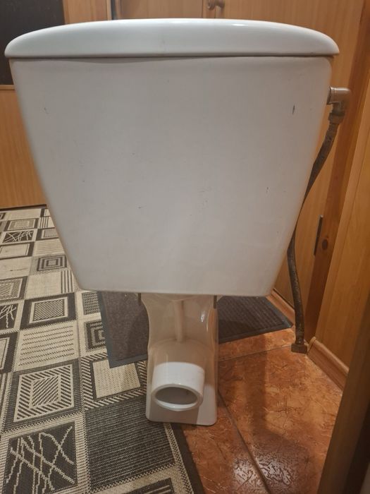Продам унитаз б/у