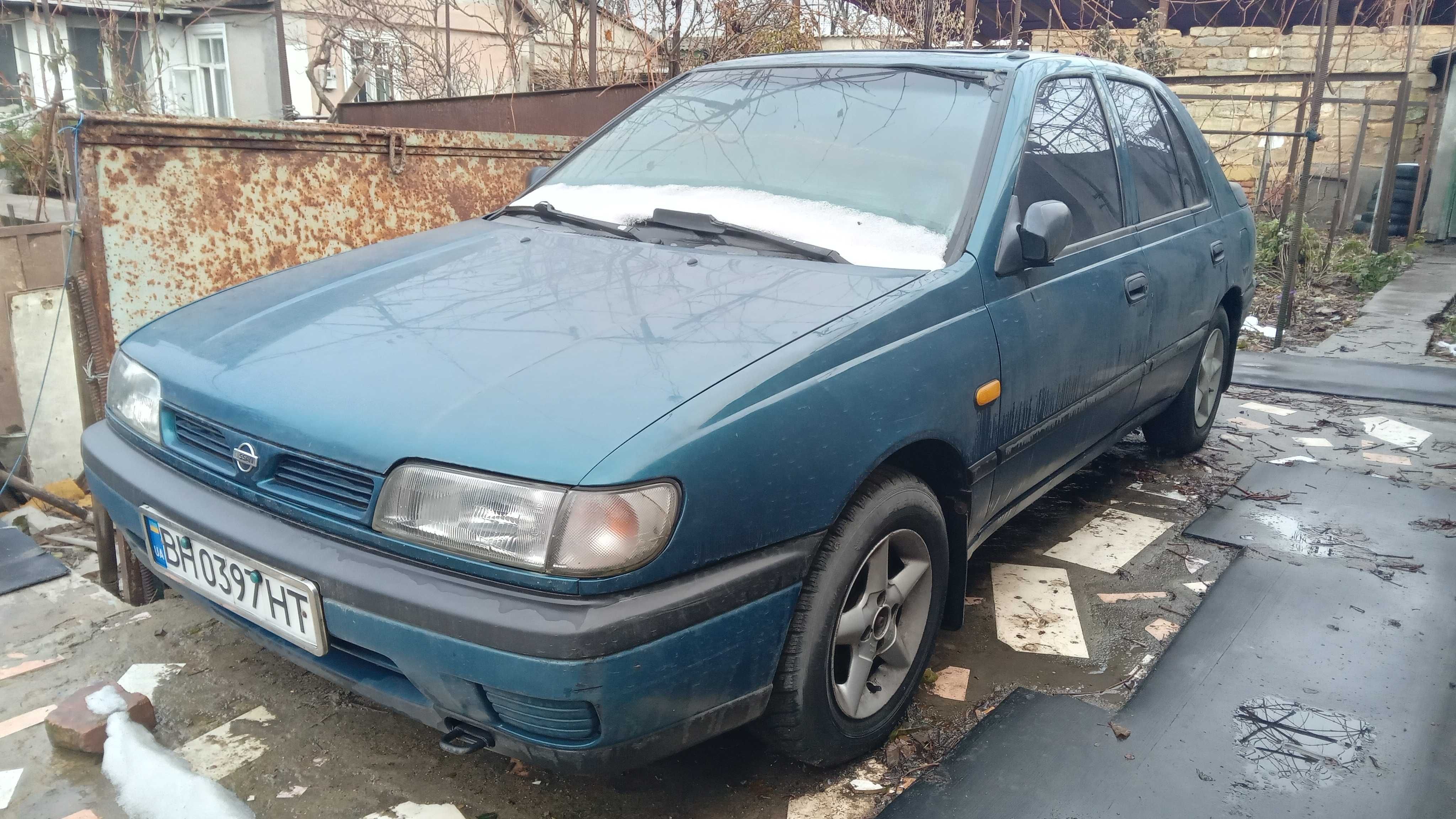 ПРОДАМ хетчбек Nissan Sunny 1995 VIII покоління 1.4i MT (75 к.с.) Base