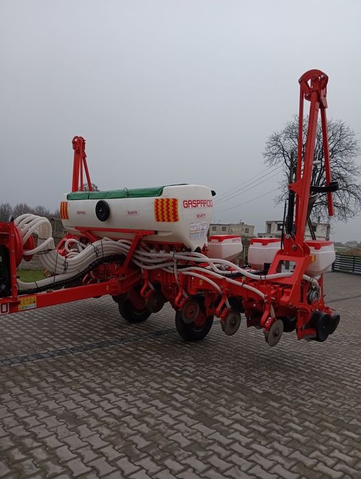 Siewnik do kukurydzy gaspardo monosem kuhn amazone