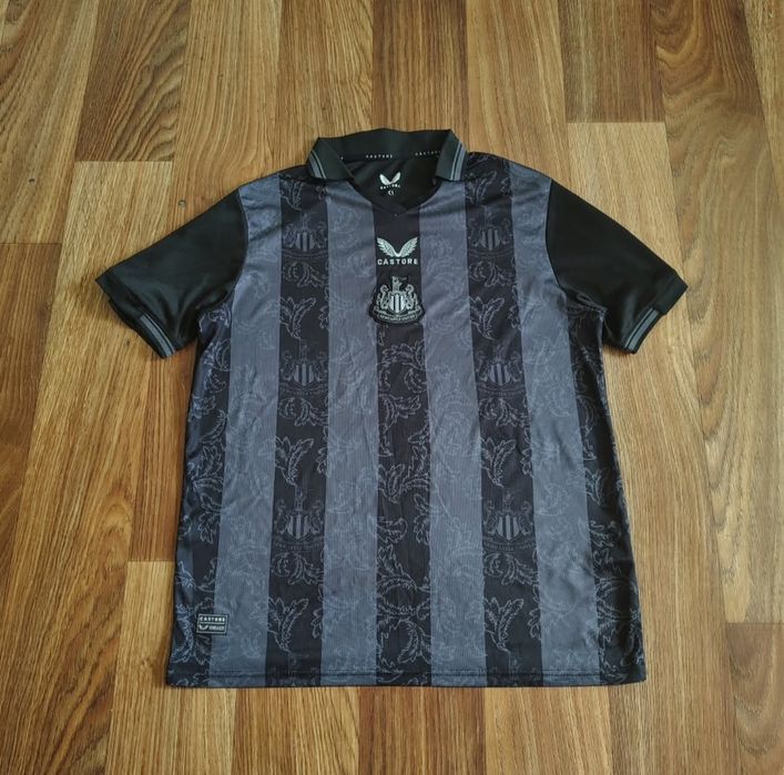 Футбольна футболка Newcastle United Castore jersey