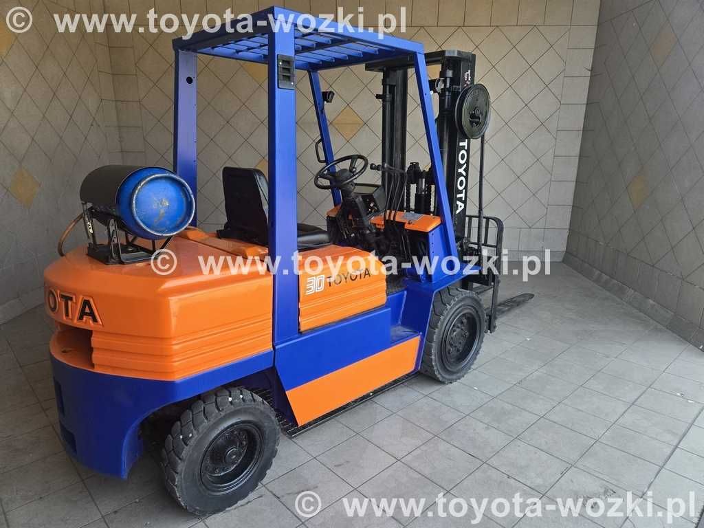 Wózek widłowy TOYOTA 5FG30 wolny skok,  przesuw b. TOYOTA 5FGF30 Linde