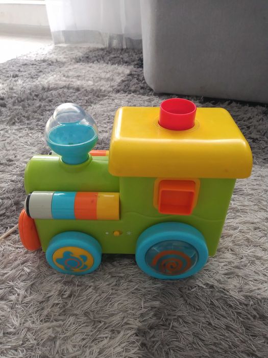 Pociąg śpiewający gadający, nauka figurek